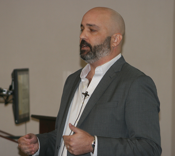 James Kelley visits Harbert College