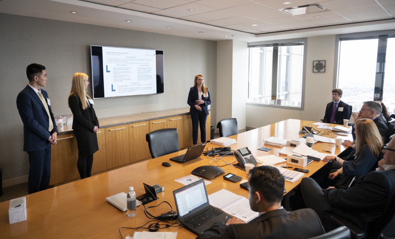 Auburn FMA team wins prestigious Duff & Phelps national case competition