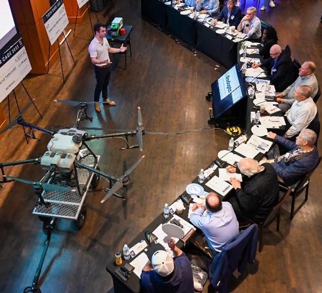 Rodopto Pitching to Judges