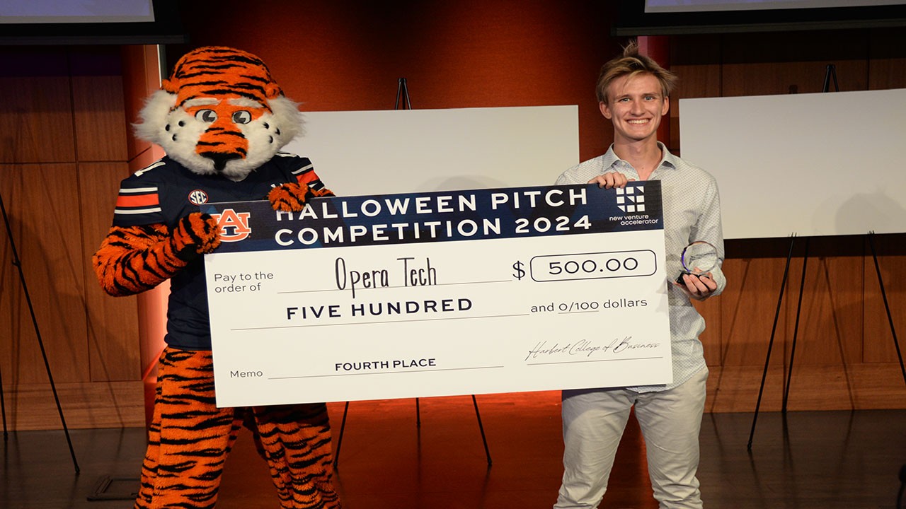 Wells Renkens at Halloween Pitch Competition