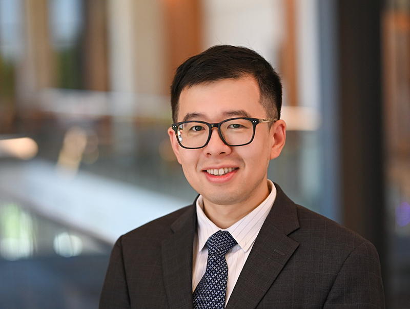 Yifan Zhang headshot