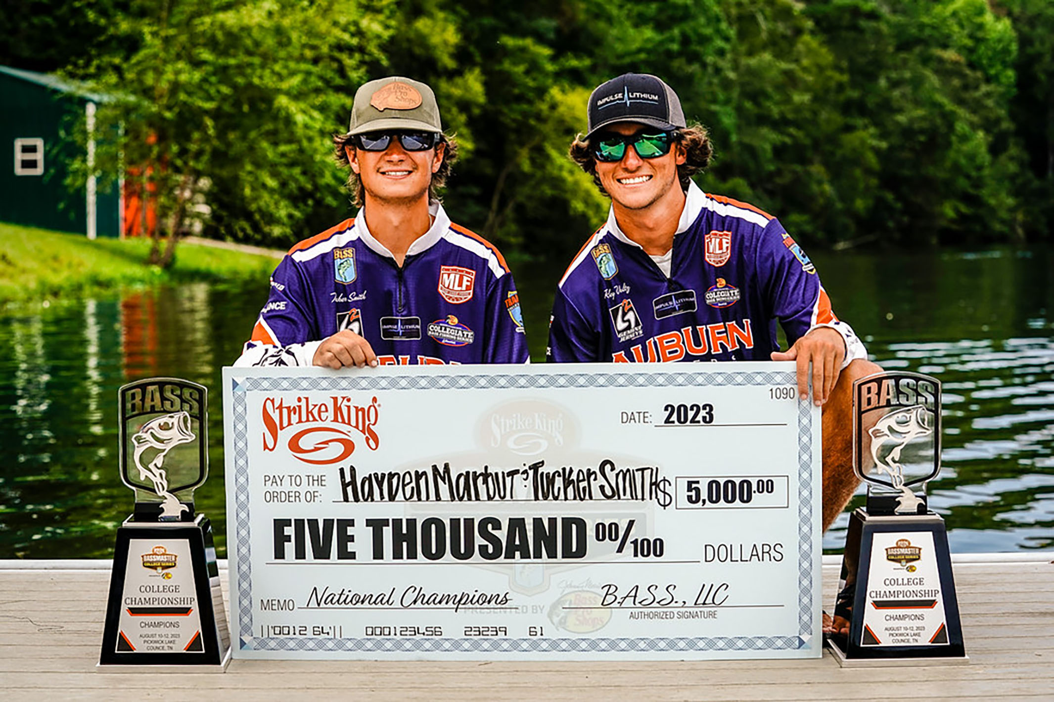 Hayden Marbut and Tucker Smith with winnings