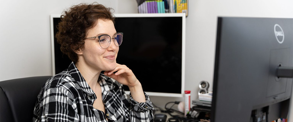 Online MBA student Olivia Kaetz studying in home office